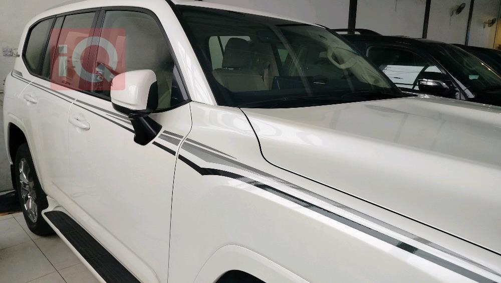 تويوتا لاندكروزر